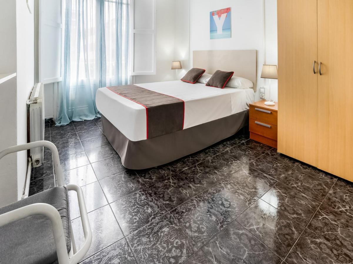 Hostal Patio De La Luna Таррагона Экстерьер фото